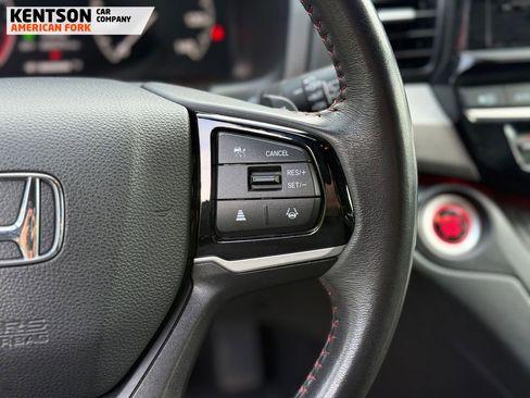 Used 2025 Honda Odyssey Sport-L image 15