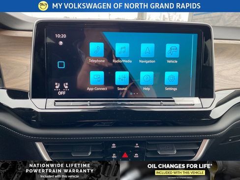 New 2026 Volkswagen Atlas SE image 12