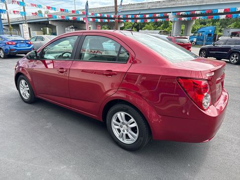Used 2012 Chevrolet Sonic LS FWD image 6