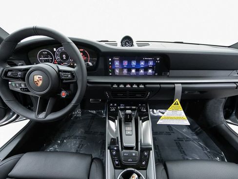 New 2026 Porsche 911 Carrera image 13
