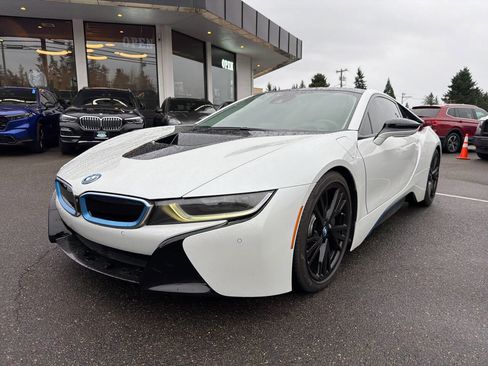 Used 2015 BMW i8 image 1