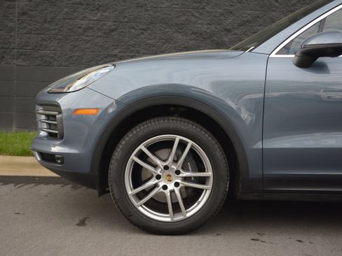 Certified 2020 Porsche Cayenne image 38