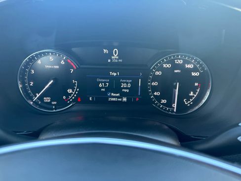 Used 2021 Cadillac XT5 Luxury image 3