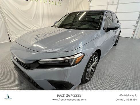 Used 2022 Honda Civic Touring image 3