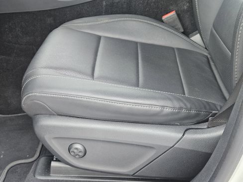 Certified 2024 Mercedes-Benz GLE 350 4MATIC image 25