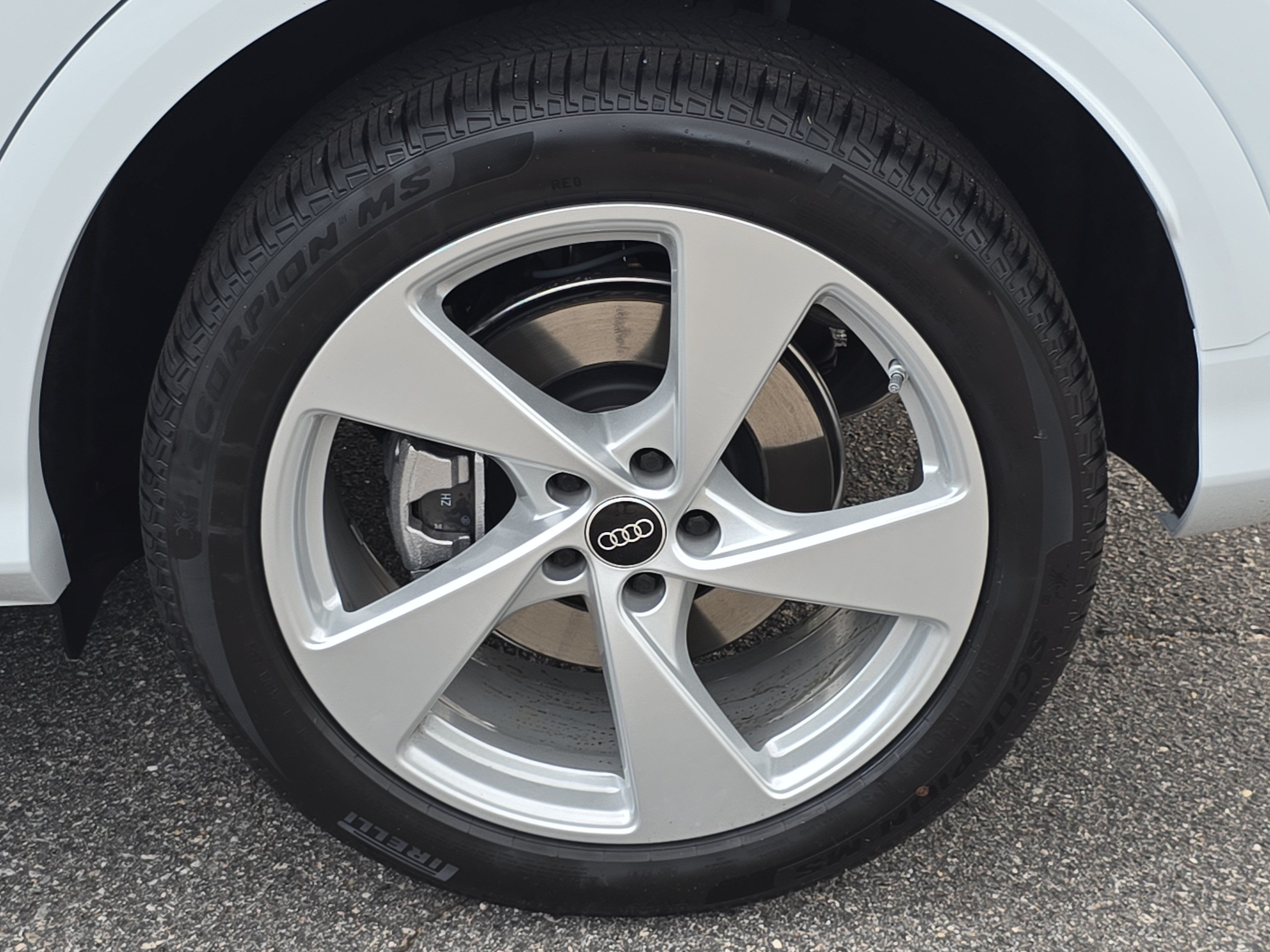 New 2026 Audi Q5 Premium Plus AWD/4WD image 32