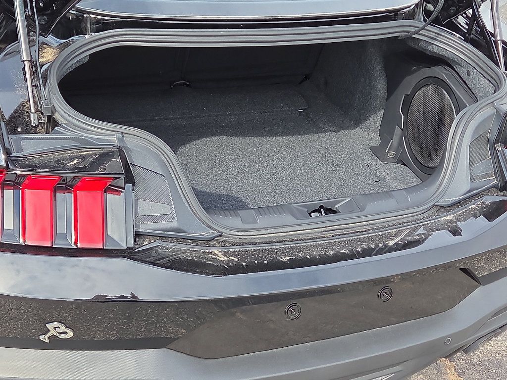 Used 2026 Ford Mustang Dark Horse RWD image 17