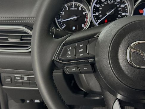 New 2025 MAZDA CX-5 AWD 2.5 S w/ Preferred Package image 18