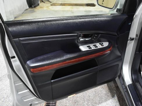 Used 2006 Lexus RX 330 image 9