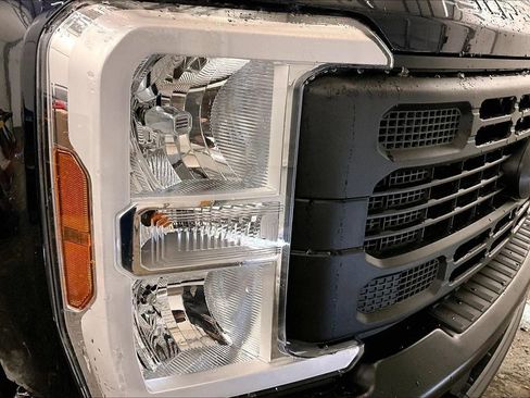 Used 2025 Ford F250 XL w/ XL Off-Road Package image 27