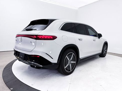 Used 2023 Mercedes-Benz EQS 580 4MATIC SUV image 19