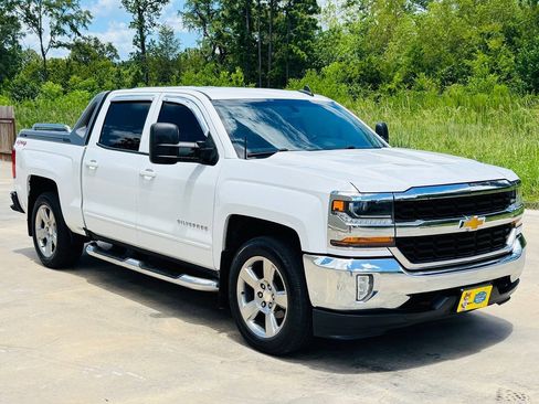Used 2017 Chevrolet Silverado 1500 LT w/ High Desert Package AWD/4WD image 1