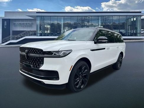 New 2027 Lincoln Navigator L Black Label AWD/4WD image 3