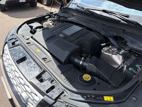 Used 2017 Land Rover Range Rover Sport HSE AWD/4WD image 25