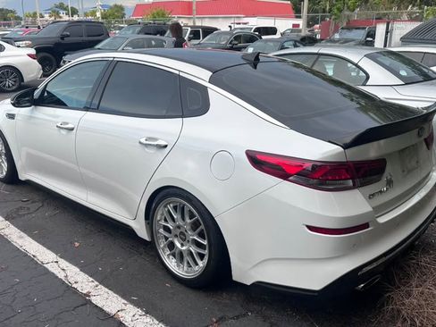 Used 2020 Kia Optima SE FWD image 12
