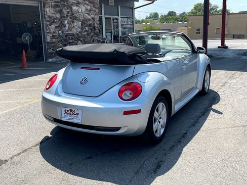 Used 2007 Volkswagen Beetle Convertible w/ Package 1 FWD image 12