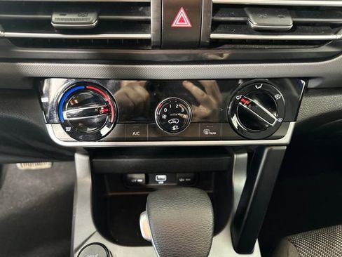 Used 2021 Kia Seltos LX image 23