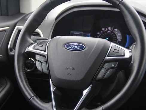 Certified 2024 Ford Edge SEL image 16