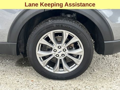 Certified 2022 Ford Explorer XLT w/ Equipment Group 202A image 10