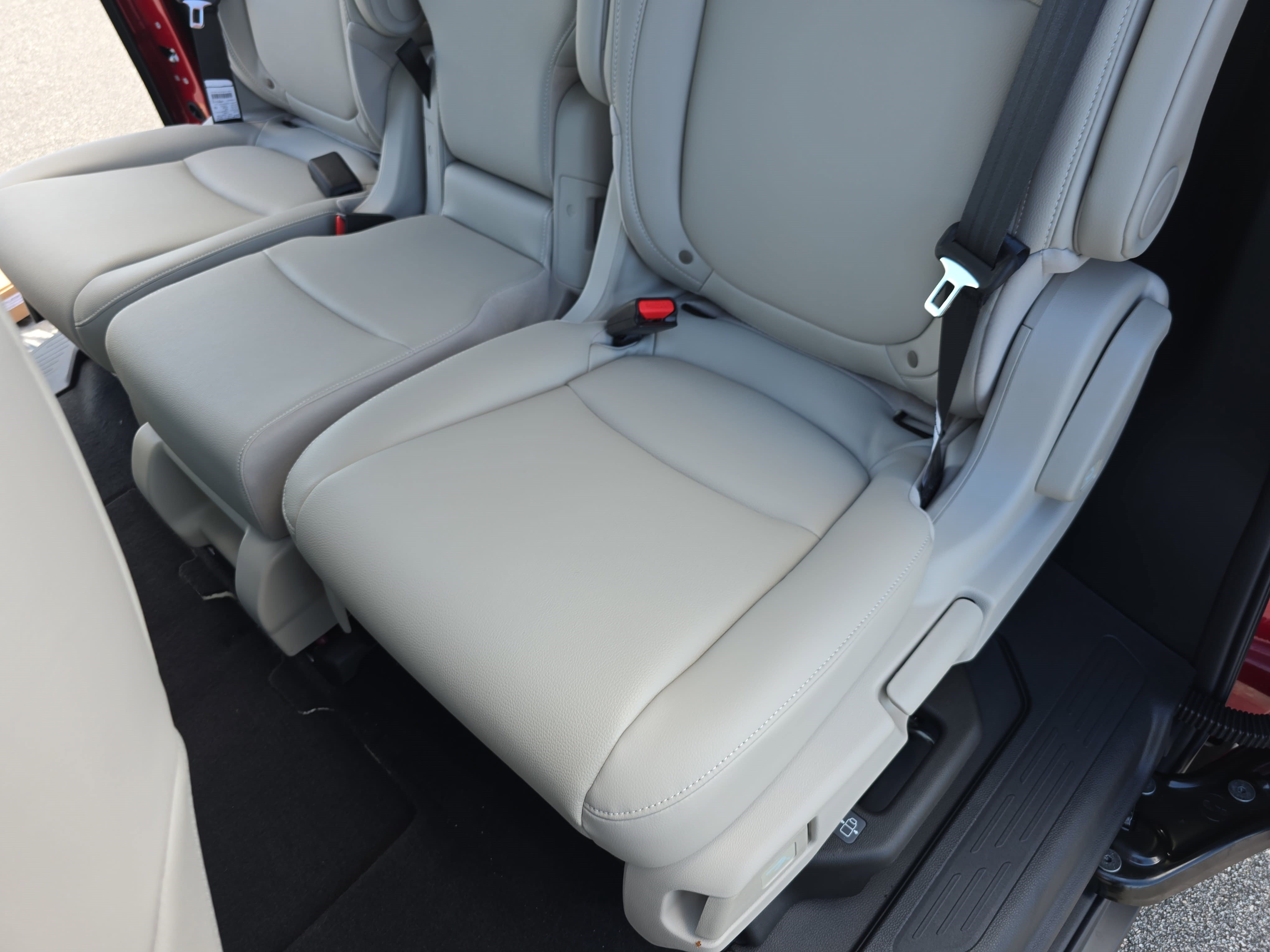 New 2027 Honda Odyssey EX-L image 16