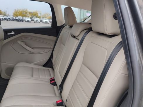 Used 2019 Ford Escape SEL image 11