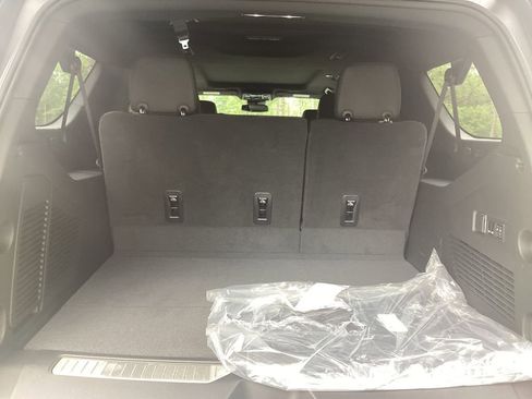 New 2026 Chevrolet Suburban RST w/ Comfort Package RWD image 17