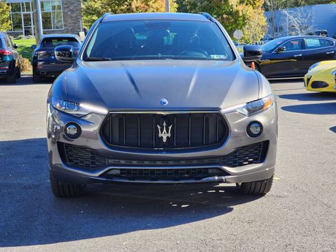 Used 2021 Maserati Levante AWD/4WD image 6