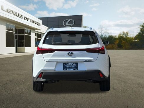 New 2026 Lexus UX 300h FWD image 9