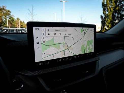 Used 2025 Ford Explorer Active w/ Active Comfort Package image 24