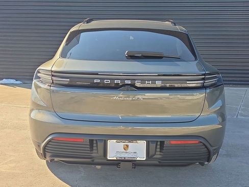 New 2026 Porsche Macan 4S Electric image 23