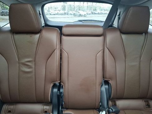 Used 2023 Acura MDX SH-AWD w/ Technology Package image 19