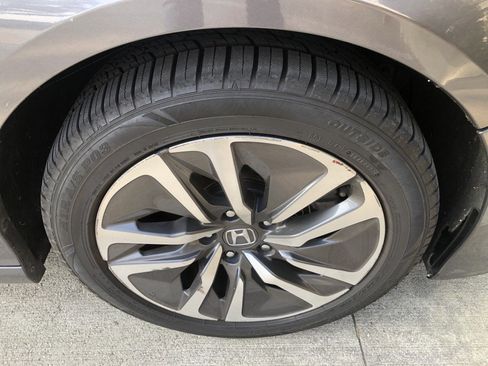 Used 2020 Honda Accord Touring image 17