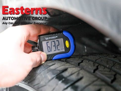 Used 2023 Dodge Challenger SXT image 24