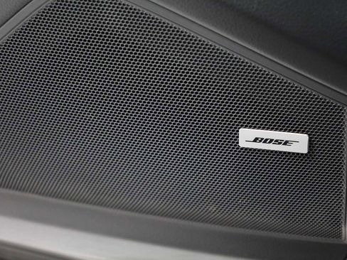 Used 2022 Porsche Cayenne image 17