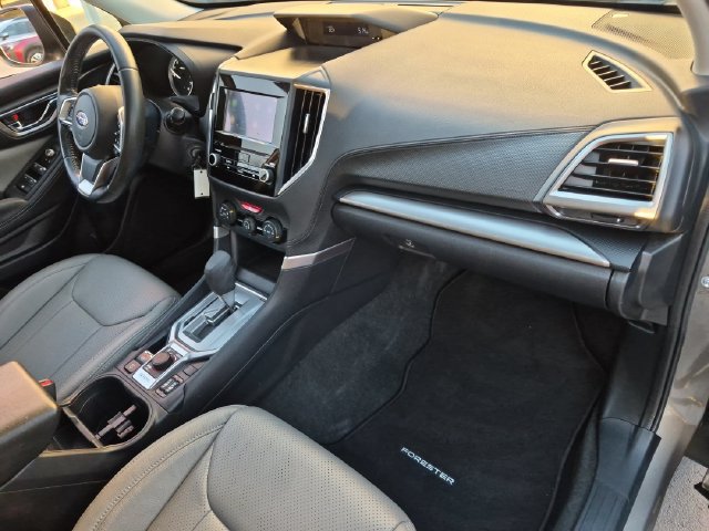 Used 2020 Subaru Forester Premium AWD/4WD image 18