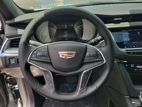 Certified 2024 Cadillac XT5 Luxury w/ LPO, Floor Liner Package FWD image 32