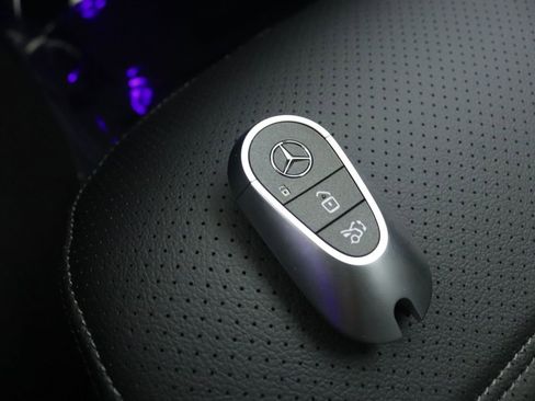 New 2026 Mercedes-Benz CLE 300 4MATIC Cabriolet image 11