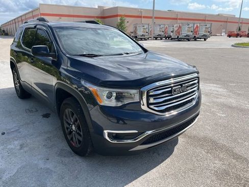 Certified 2018 GMC Acadia SLT FWD image 1