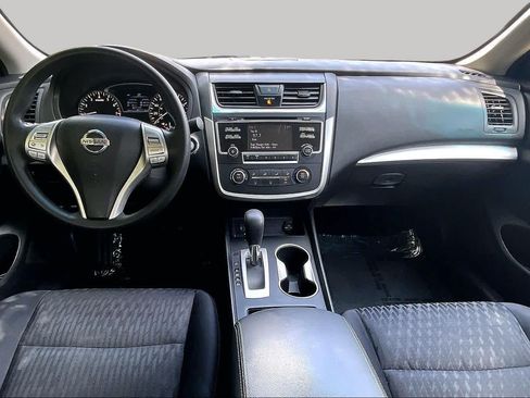 Used 2018 Nissan Altima 2.5 S w/ S Convenience Package FWD image 16