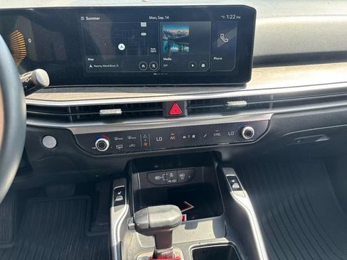 Used 2025 Kia Sorento X-Line EX AWD/4WD image 16