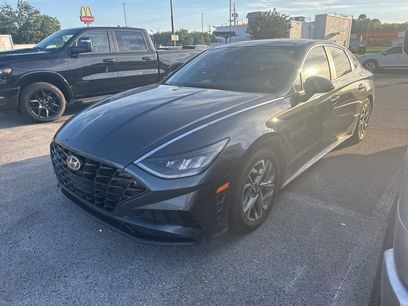 Used 2023 Hyundai Sonata SEL w/ Convenience Package