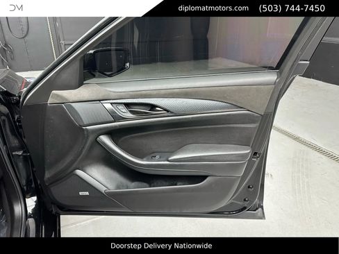 Used 2017 Cadillac CTS V w/ Luxury Package image 24