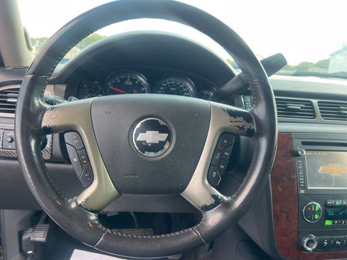 Used 2012 Chevrolet Tahoe LT AWD/4WD image 31