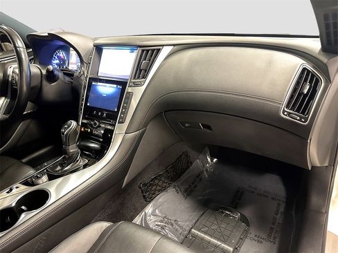 Used 2017 INFINITI Q60 w/ Premium Plus Package 2.0T image 35