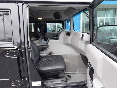 Used 2002 HUMMER H1 4-Door Wagon AWD/4WD image 34