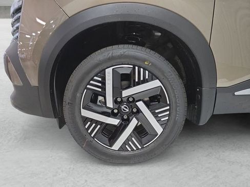 New 2026 Nissan Kicks SV FWD image 23