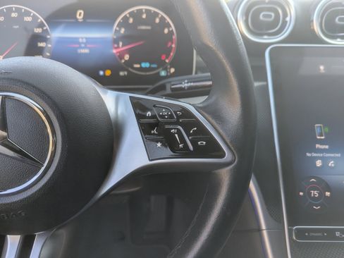 Used 2022 Mercedes-Benz C 300 C 300 Sedan w/ Exclusive Trim Package image 18