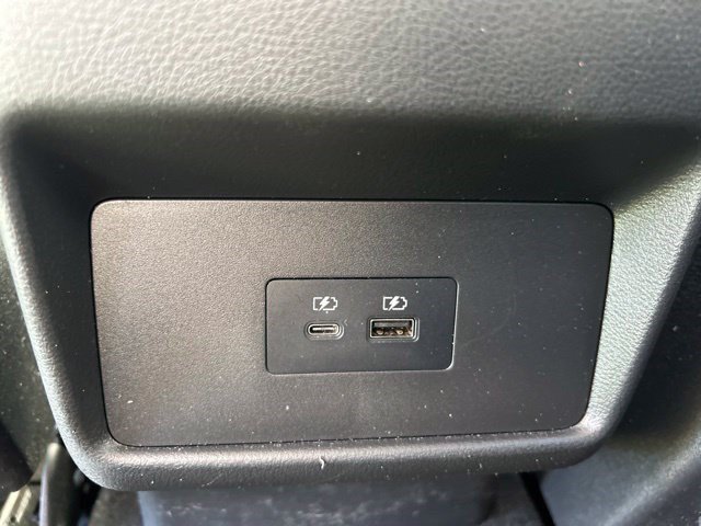 Used 2023 Nissan Rogue SV FWD image 43