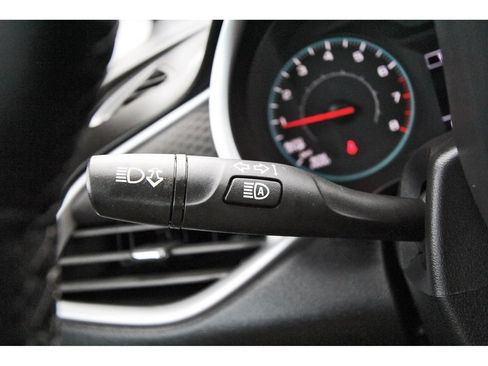 Used 2024 Chevrolet Malibu RS FWD image 17