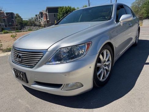 Used 2007 Lexus LS 460 image 3